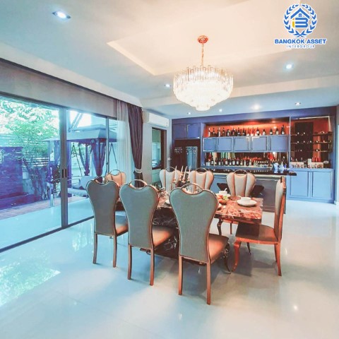 *****บ้านเดี่ยวมือสองย่านนนทบุรี ม.เพอร์เฟคมาสเตอร์พีช เซนจูรี่ รัตนาธิเบศร์ #หลังมุม เนื้อที่กว้างขวางจุใจสุดๆ ถึง 205.3 ตร.ว. ฟังก์ชันจัดหนักถึง 6 ห้องนอน6 ห้องน้ำ 4 ที่จอดรถ คฤหาสน์หรูหรา สไตล์โมเดิร์น มีระดับทันสมัย บนทำเลติดถ.รัตนาธิเบศร์  ใกล้รถไฟฟ้าสายสีม่วง "สถานีไทรม้า" และทางด่วน